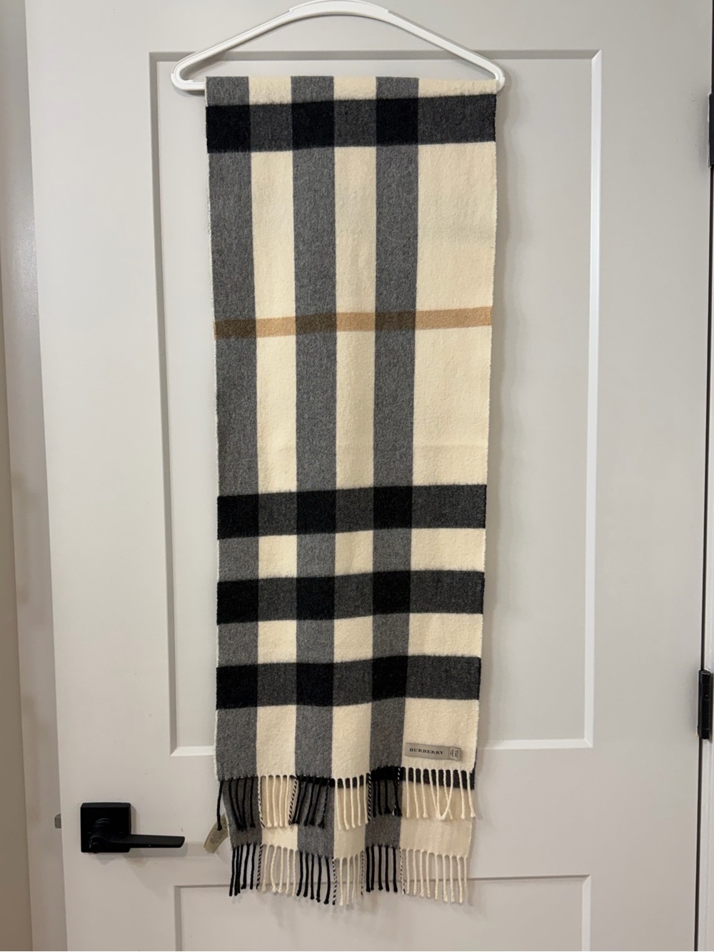 Burberry cashmere scarf